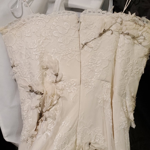 Authentic Marchesa Short Wedding Dress - Picture 4 of 8